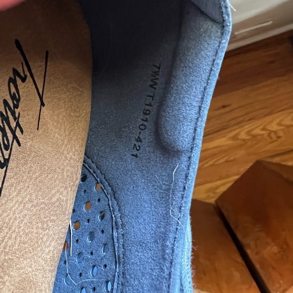 - ⭐️Trotter Lizzie Oxford Blue  - 7 1/2 wide⭐️🛒 NWOT - Picture 13 of 14